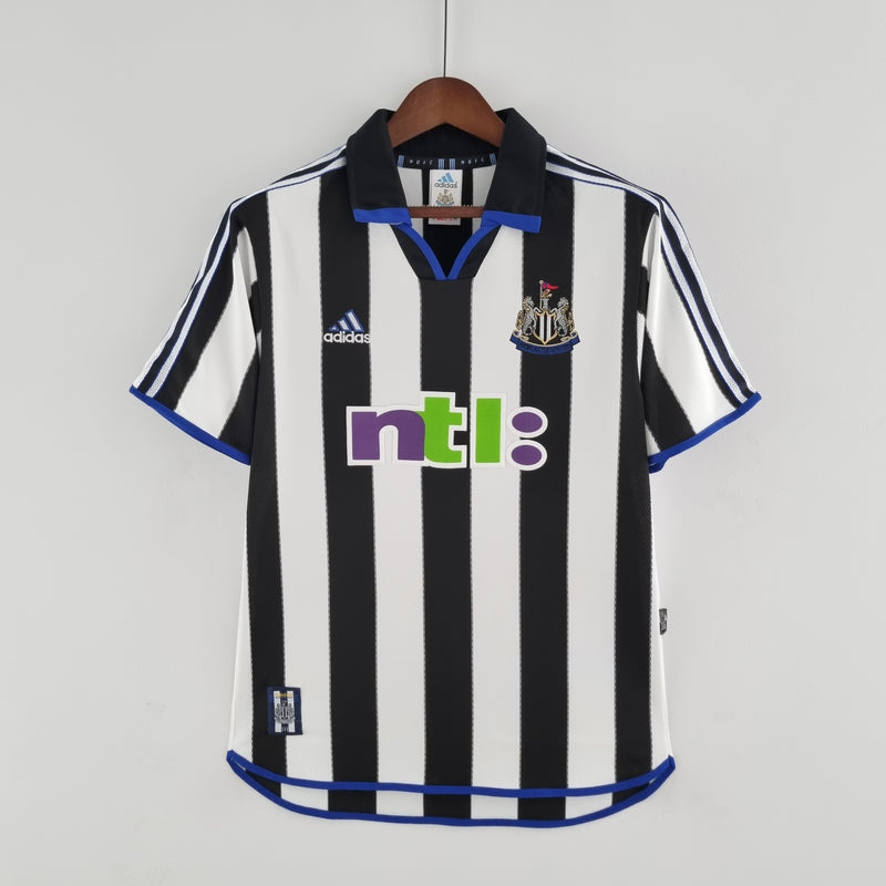 Newcastle Home 00/01 Retro