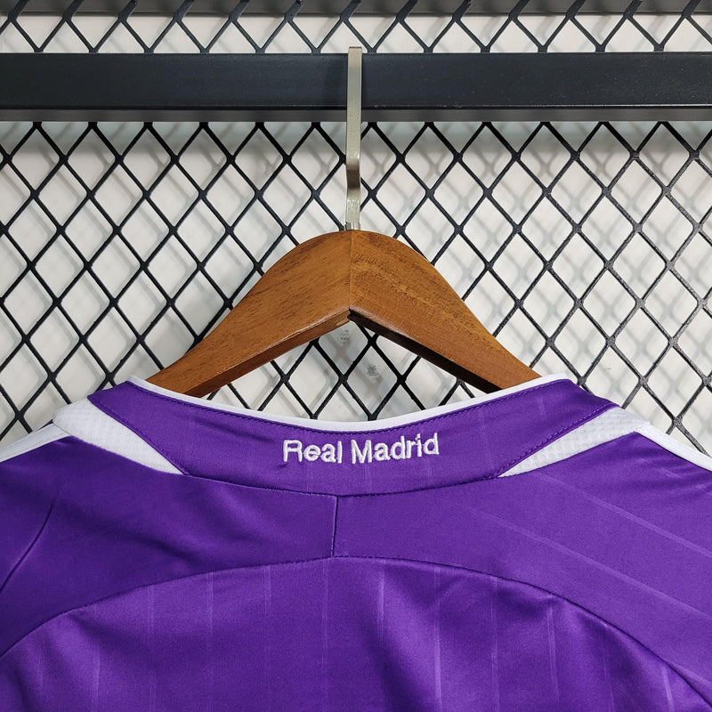 Camiseta Retro Real Madrid Morada 06/07